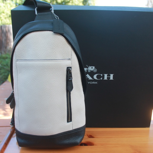 coach manhattan sling pack price